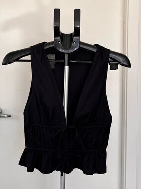 Reformation Classic Black V-Neck Tie-Front Ruffle Hem Camisole